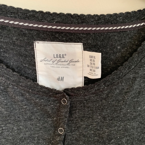 ** Sold ** H&M long sleeve shirt - Picture 2 of 4